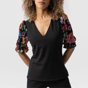 Saint & Sophia Tori Puff Sleeve Black Floral V-Neck Blouse Top Size 8 Medium NWT